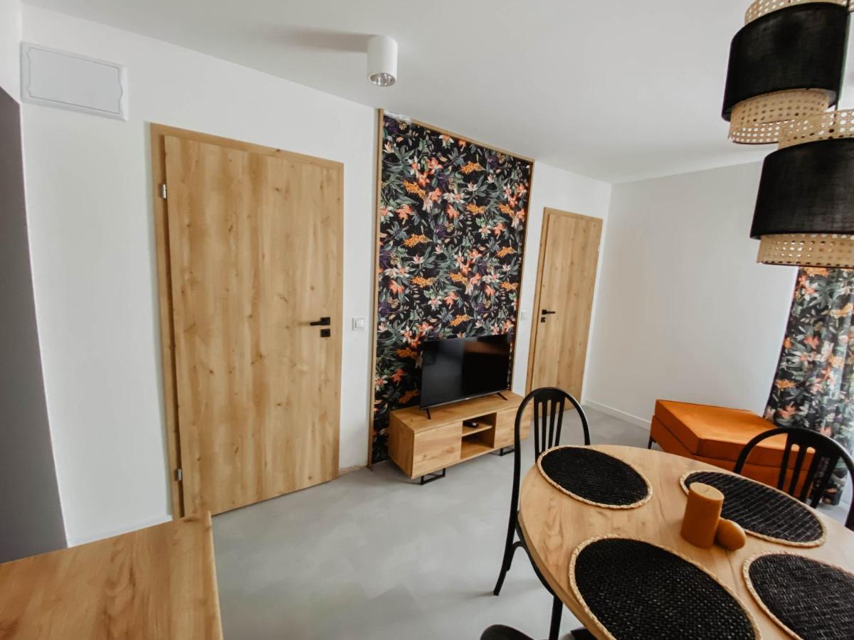 Cztery Pory Roku Apartment Виеле Екстериор снимка