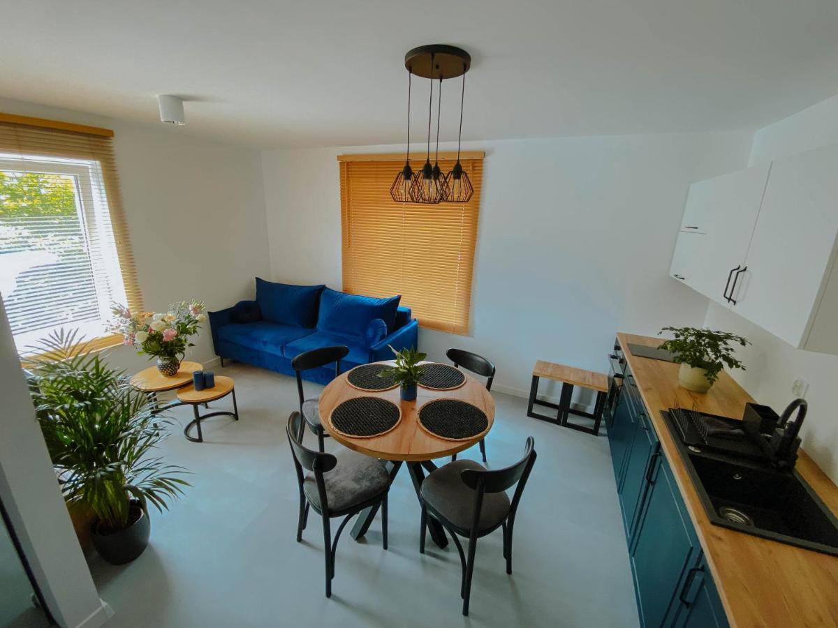 Cztery Pory Roku Apartment Виеле Екстериор снимка