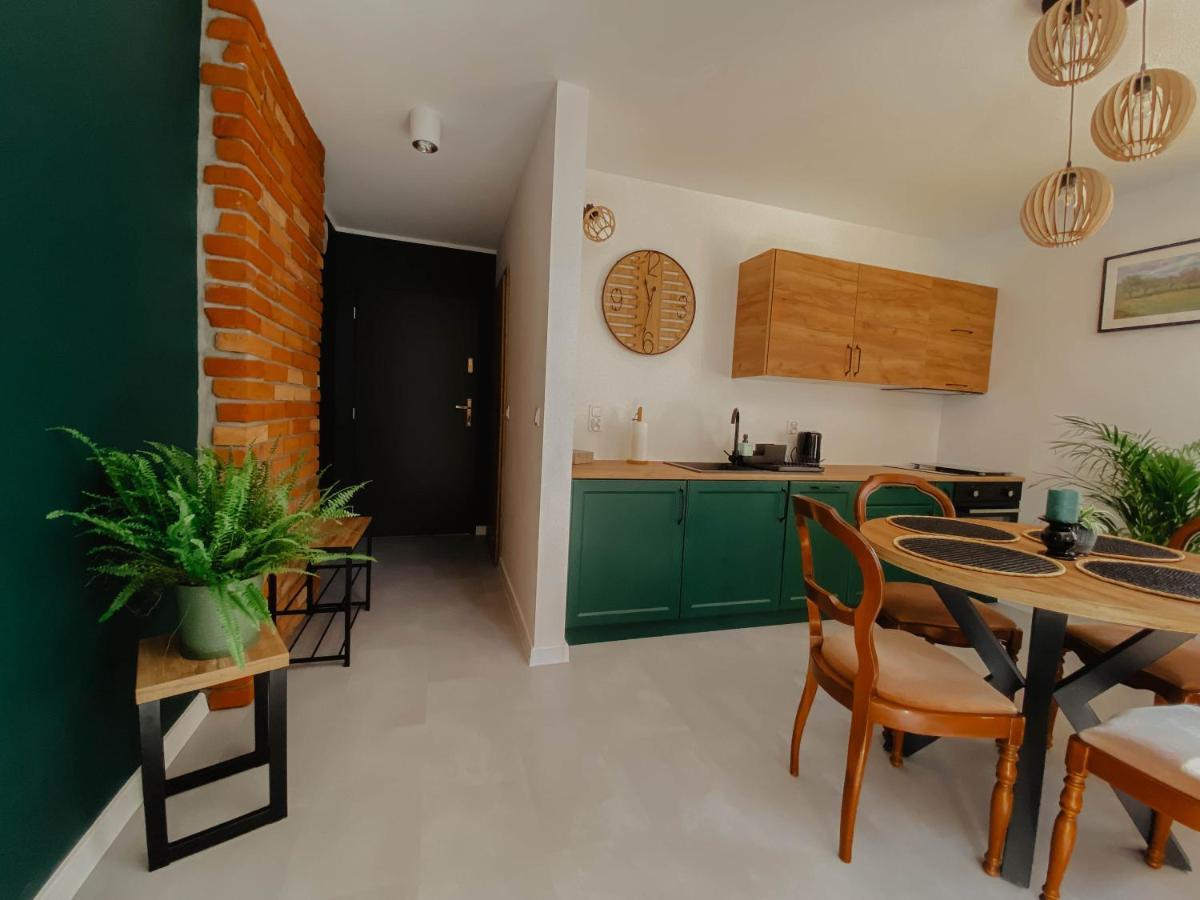 Cztery Pory Roku Apartment Виеле Екстериор снимка