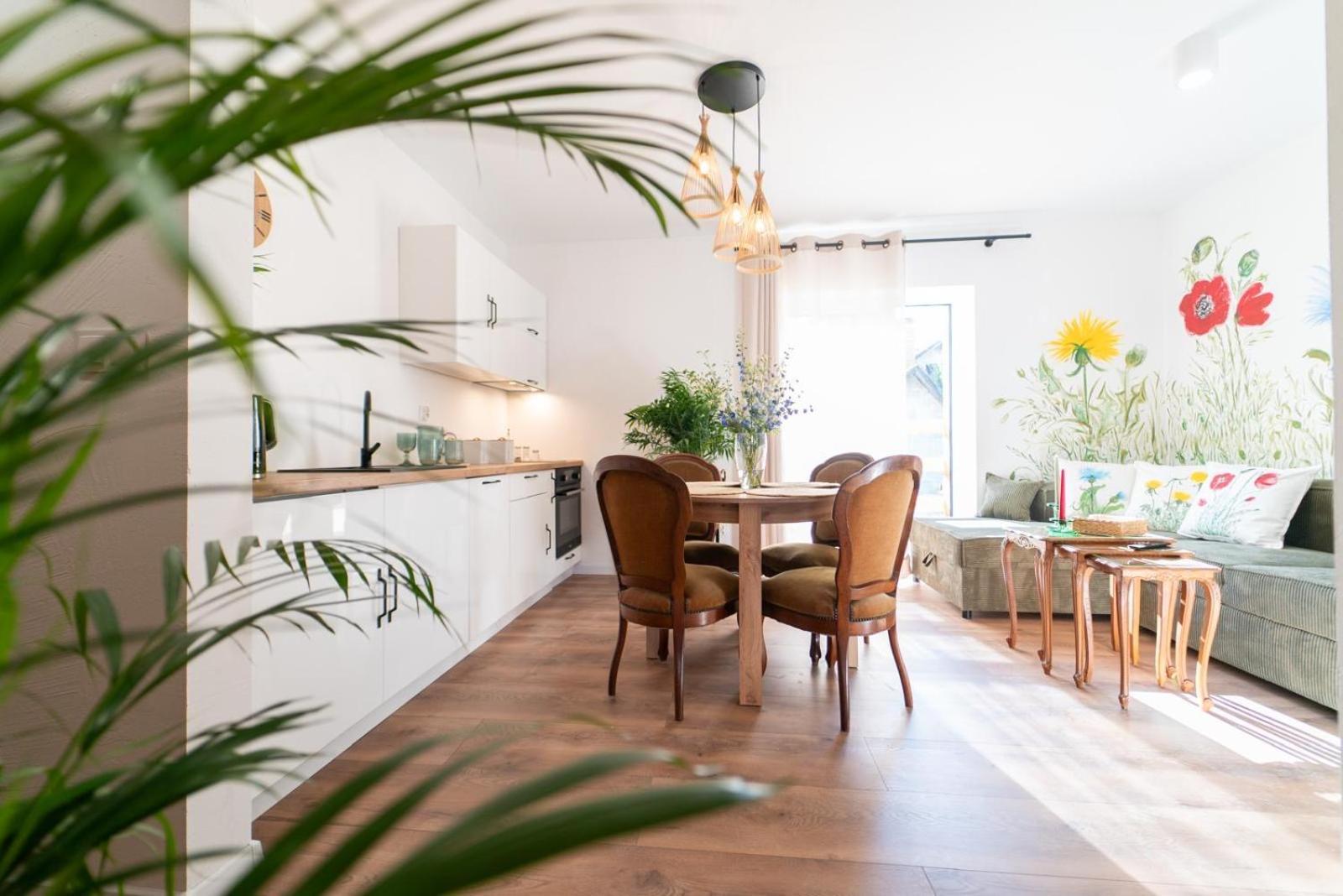 Cztery Pory Roku Apartment Виеле Екстериор снимка