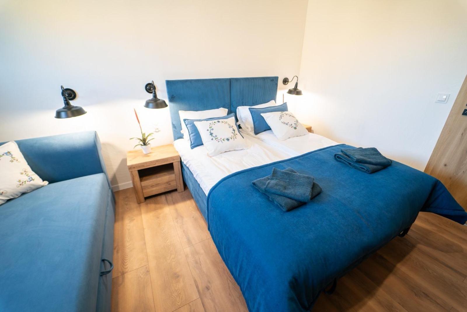 Cztery Pory Roku Apartment Виеле Екстериор снимка
