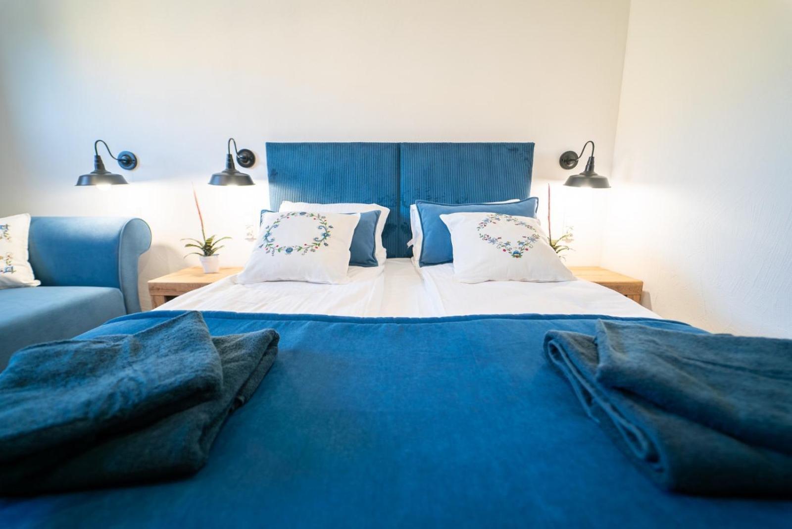 Cztery Pory Roku Apartment Виеле Екстериор снимка