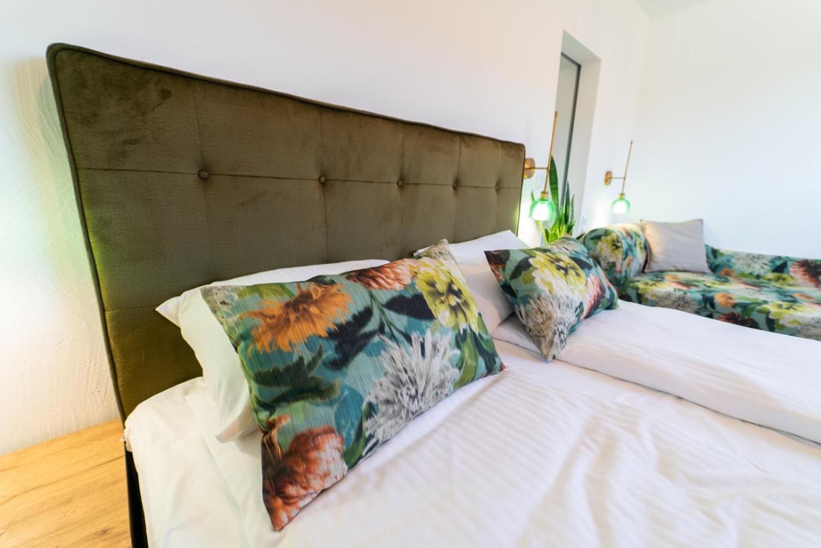 Cztery Pory Roku Apartment Виеле Екстериор снимка